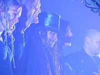 Faun bedanken sich beim Publikum: Fiona Rggeberg, Oliver SaTyr, Niel Mitra, Sonja Drakulich und Rdiger Maul (v.l.n.r.)