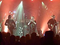 Die Zugabe von Faun: Stephan Groth, Fiona Rggeberg und Oliver SaTyr